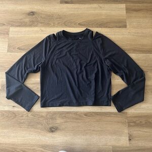All in Motion Black Long Sleeve Cutout Crop Top – Size Large, EUC